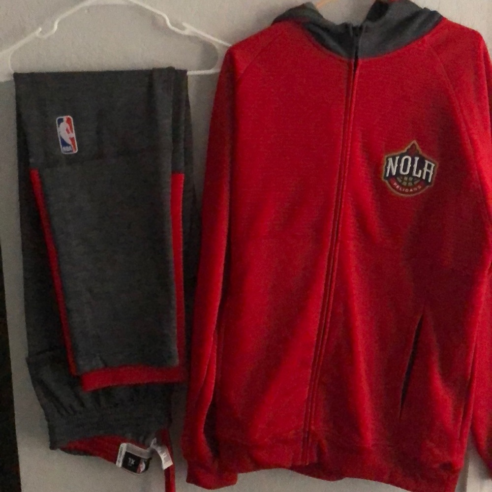 XL New Orleans Pelicans Sweatsuit
